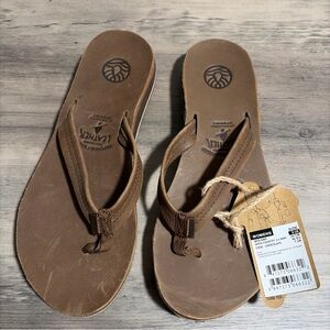 Freewaters Open Country Women's Chocolate Leather Flip Flops size 9